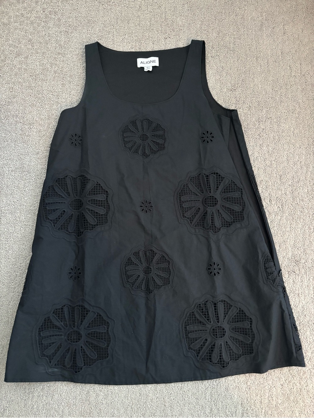 NWOT Aligne Belle Sleeveless Broderie Mini Dress in Black - Size 4